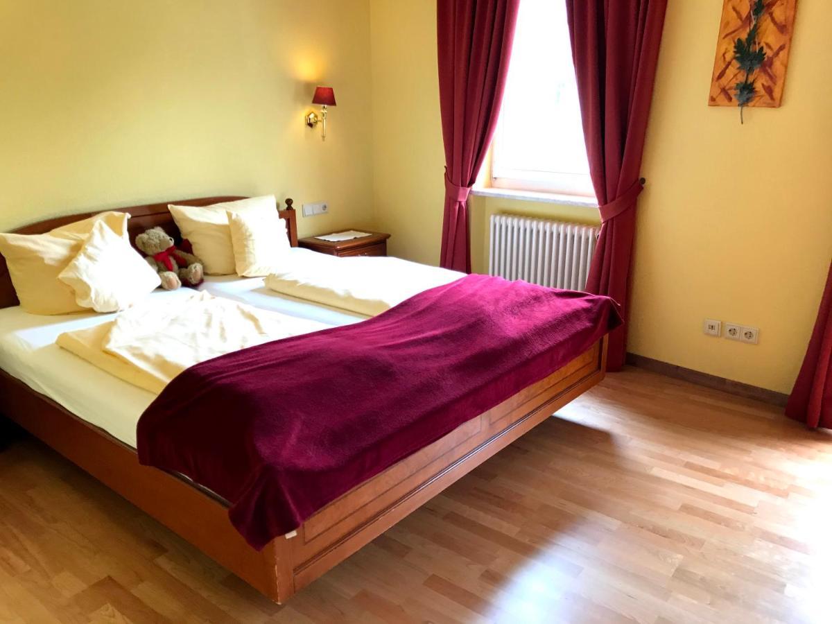 Hotel Garni Wiestor Иберлинген Экстерьер фото
