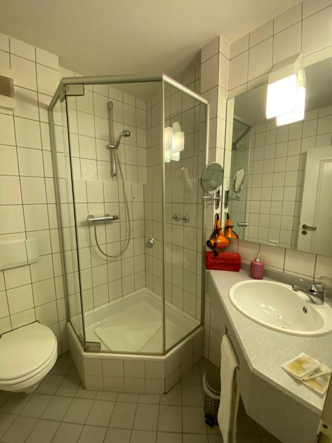Hotel Garni Wiestor Иберлинген Экстерьер фото